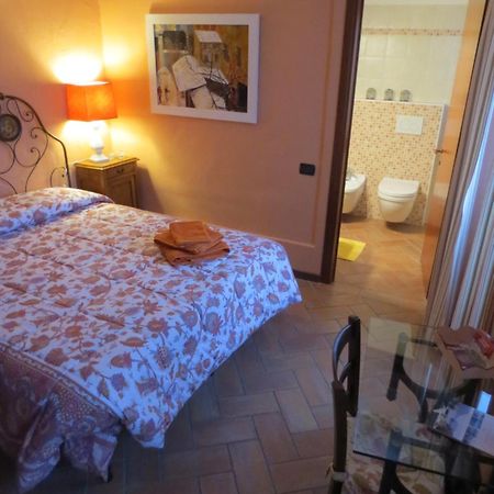 La Ca' Di Sala Bed & Breakfast Margno Bilik gambar